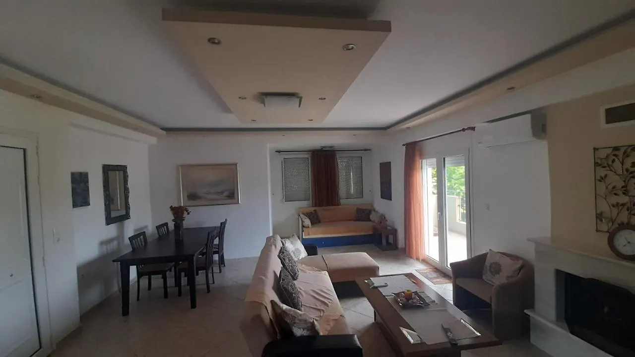 Villa Dimitrios Vourvourou 0*,  Greece
